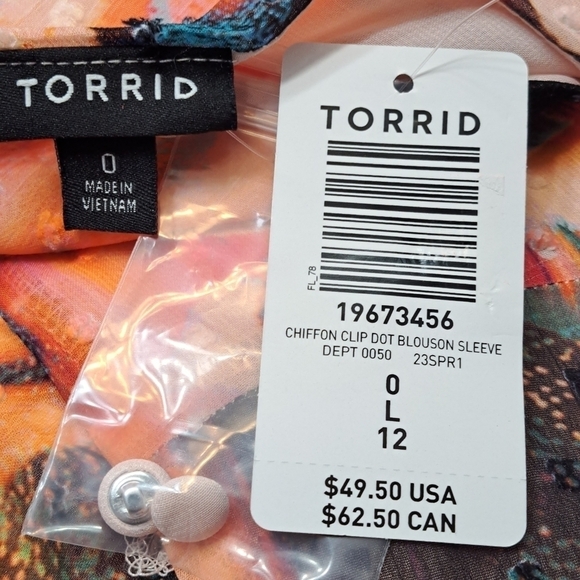 NWT Torrid Plus Size Chiffon Clip Dot Blouse Size 0 - Picture 10 of 10